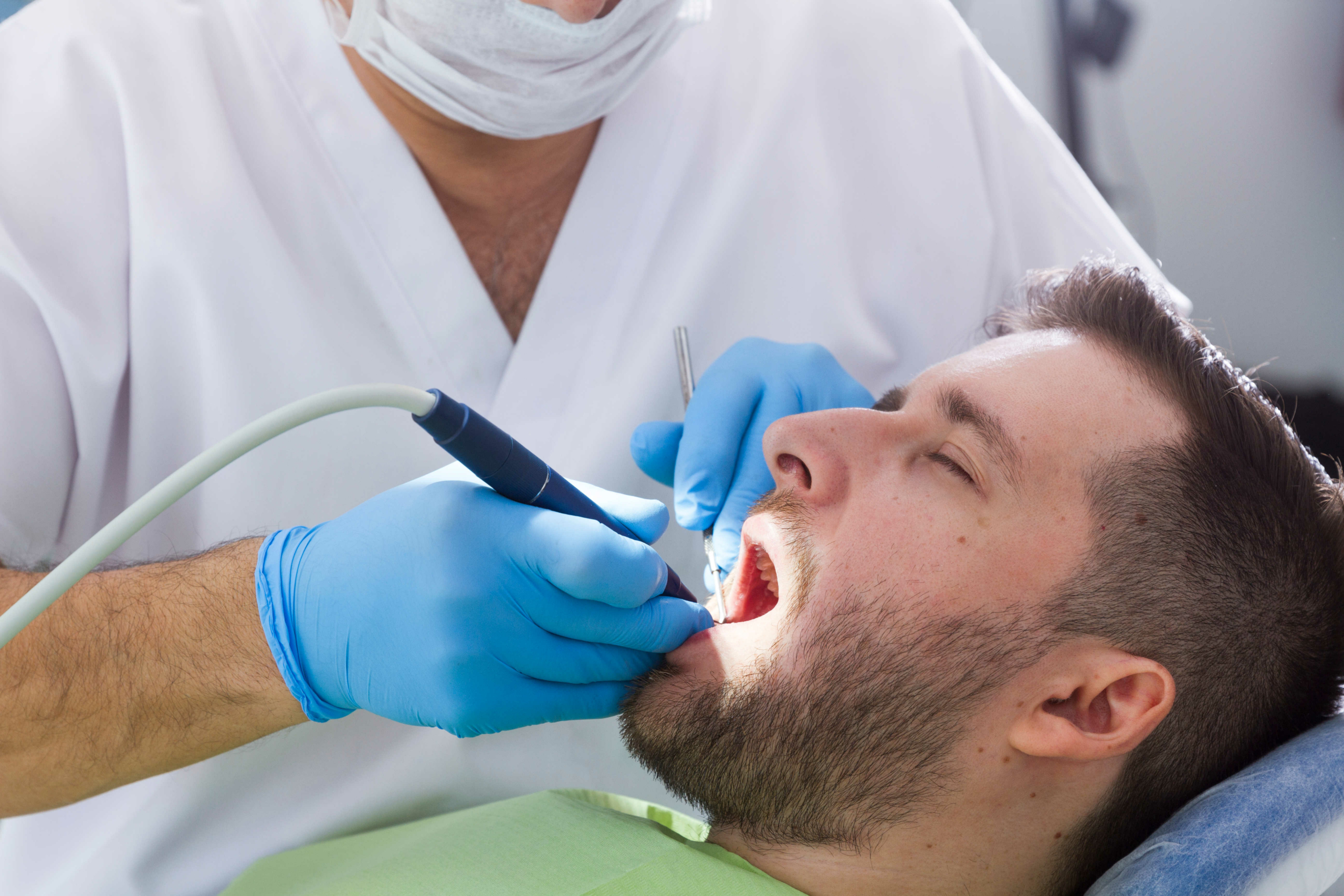 Détartrage-dentiste
